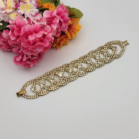 Vintage Gold Tone Clear Crystal Statement Chain Bracelet 7" Fold Over Clasp - Picture 1 of 15